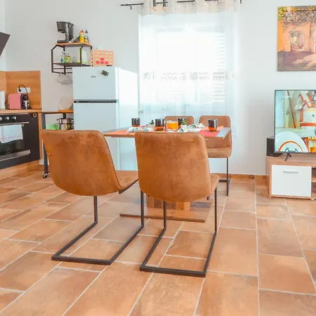 Apartment Dertil *