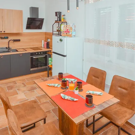 Apartment Dertil *