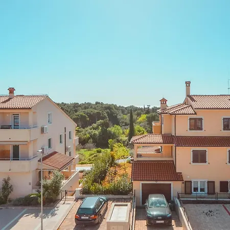 Apartment Dertil *